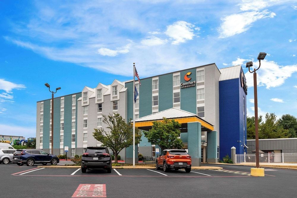 Comfort Inn & Suites Staunton 1
