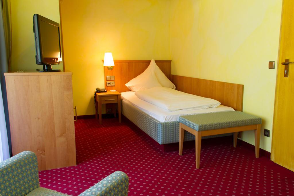 Ringhotel Mönch`s Waldhotel 1