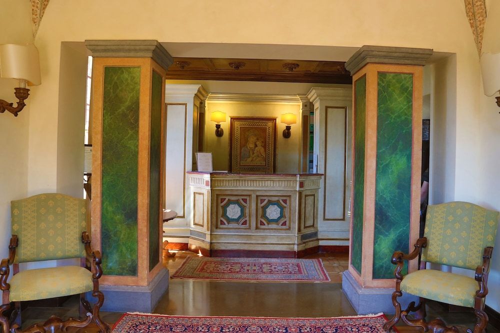 Hotel La Collegiata - Adults Only 2