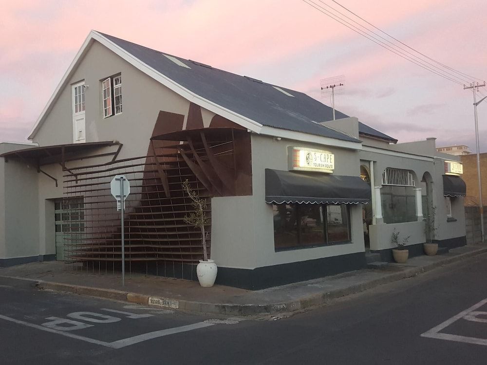 S-Cape Holiday Homes 1