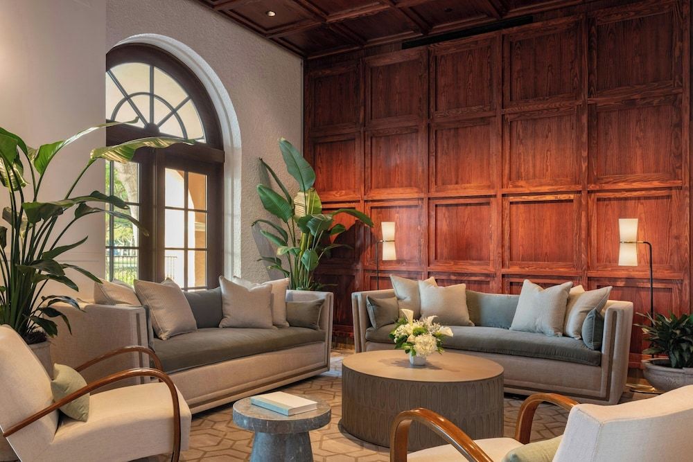 The Vinoy Resort & Golf Club, Autograph Collection 2