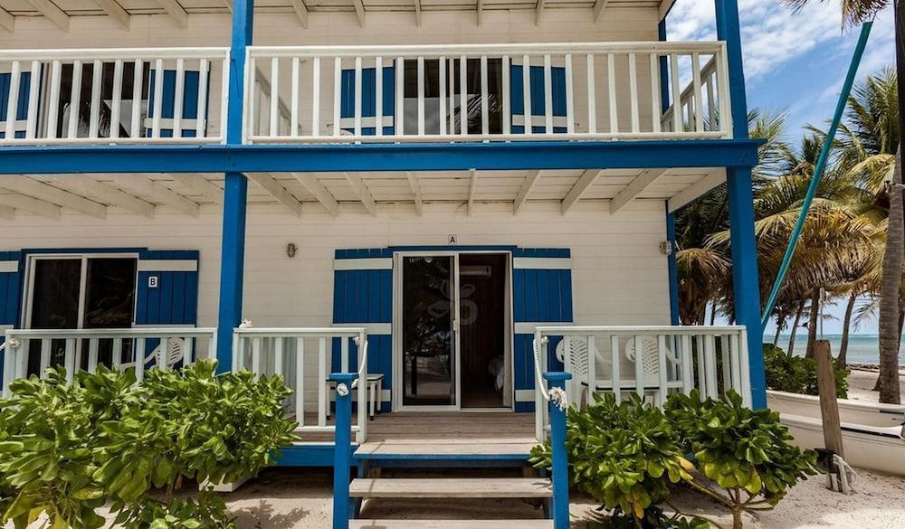 Caribbean Villas Hotel 2