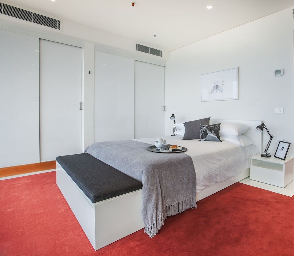 1866 Court & Suites Hotel 1