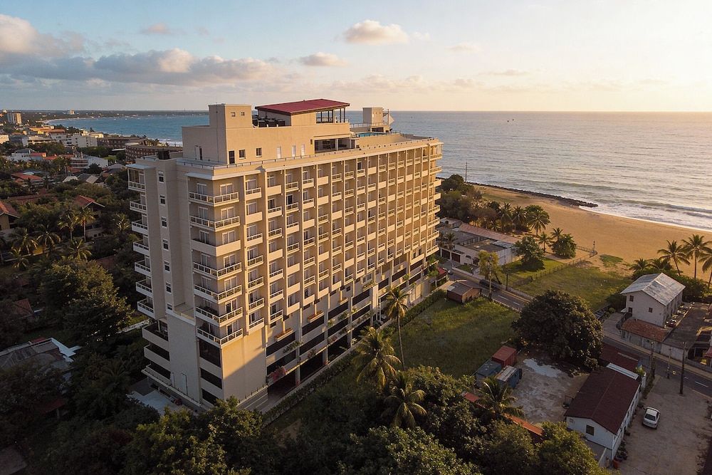 Corundum Breeze Negombo 1