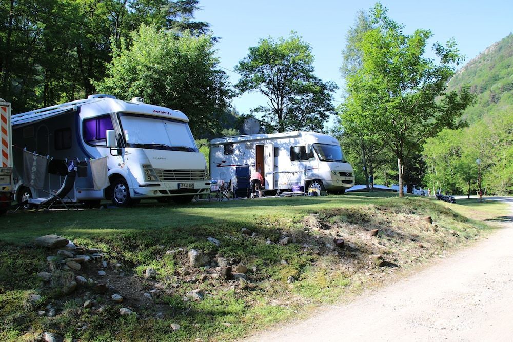 Camping Le Ceytrou 1
