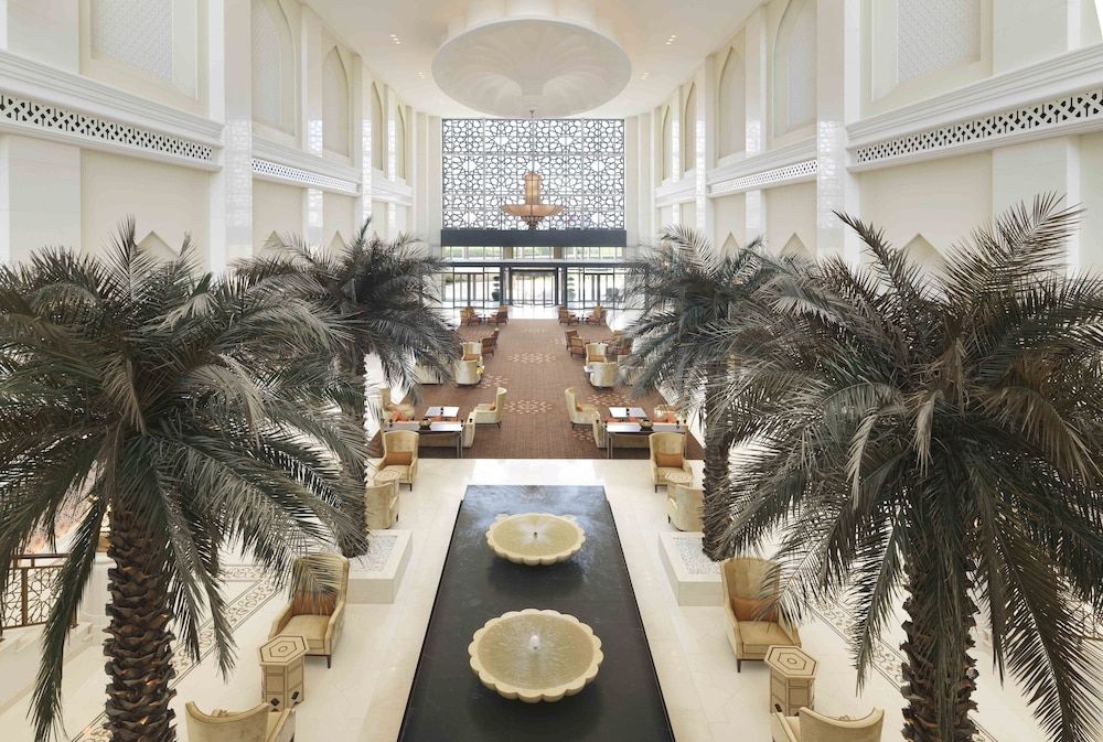 Bab Al Qasr Hotel 1