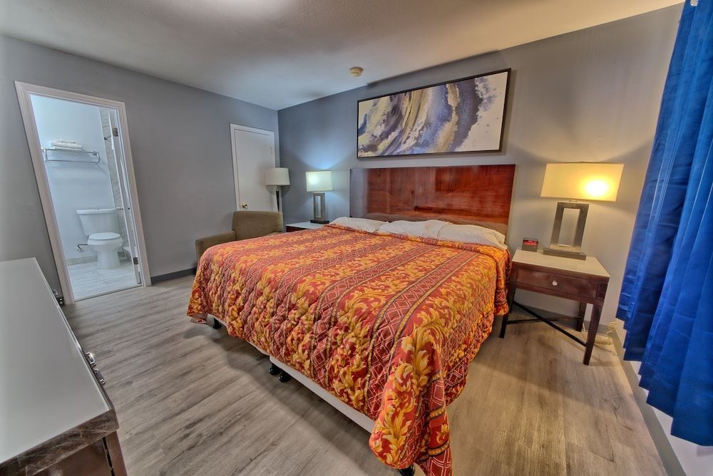 Aqua View Motel 2
