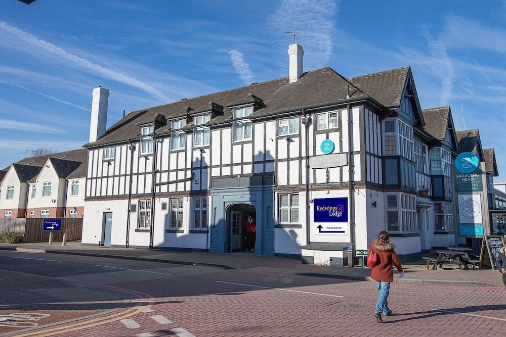 Redwings Lodge Solihull 1