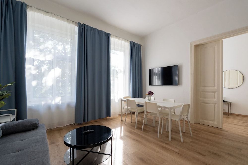 Faraway Homes Studios Klosterneuburg 2