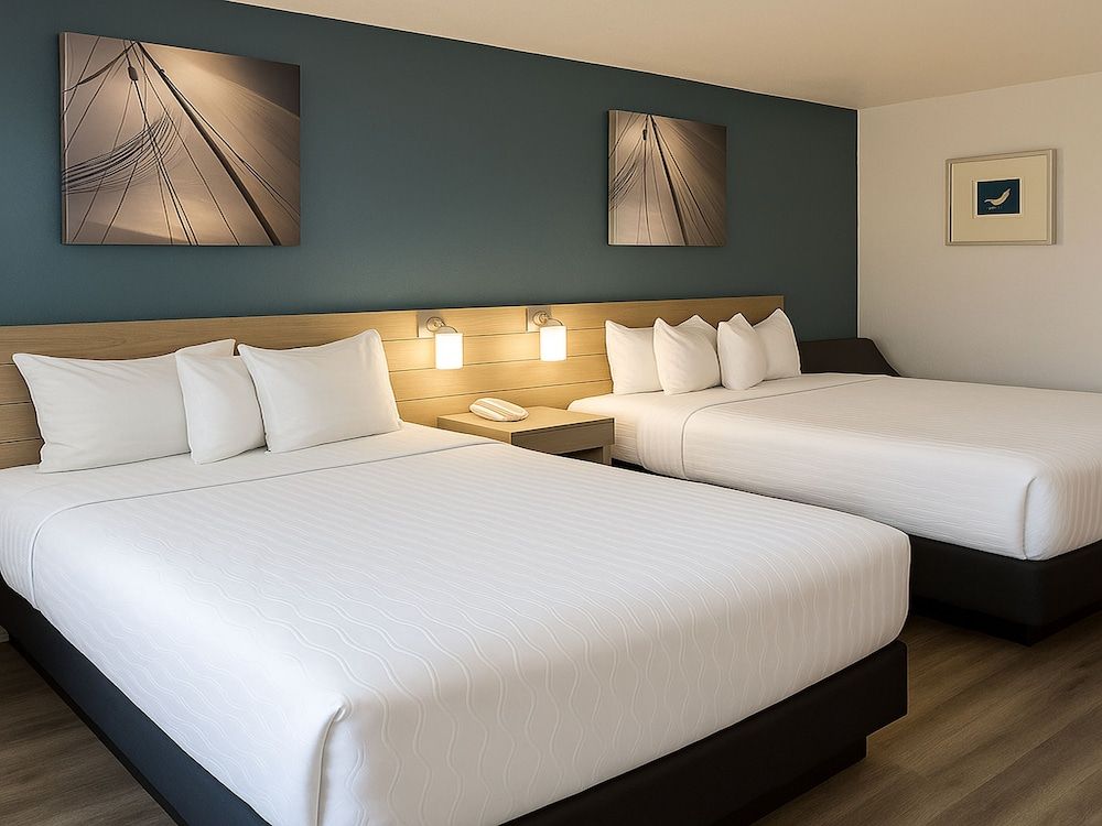 Rancho San Diego Inn & Suites 1
