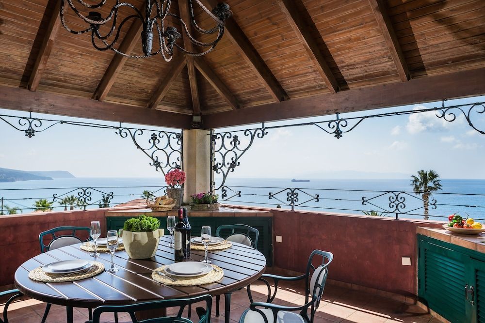 Alekata-Traditional Villas of Kefalonia 1