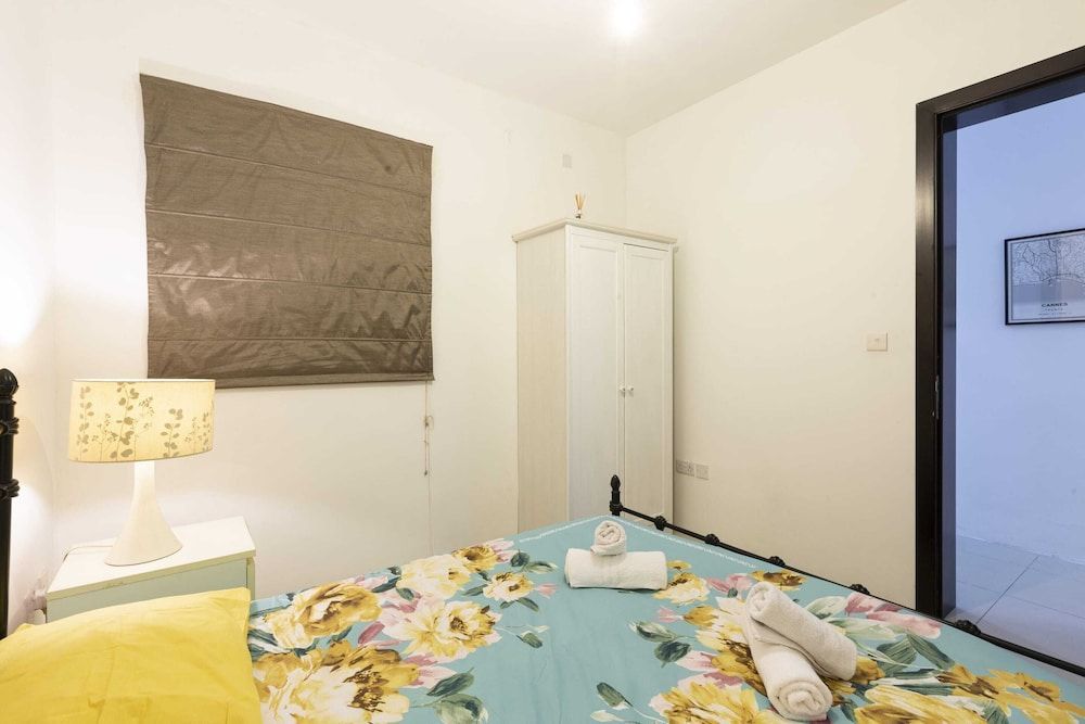 Sliema 2 Bedroom Apartment 1