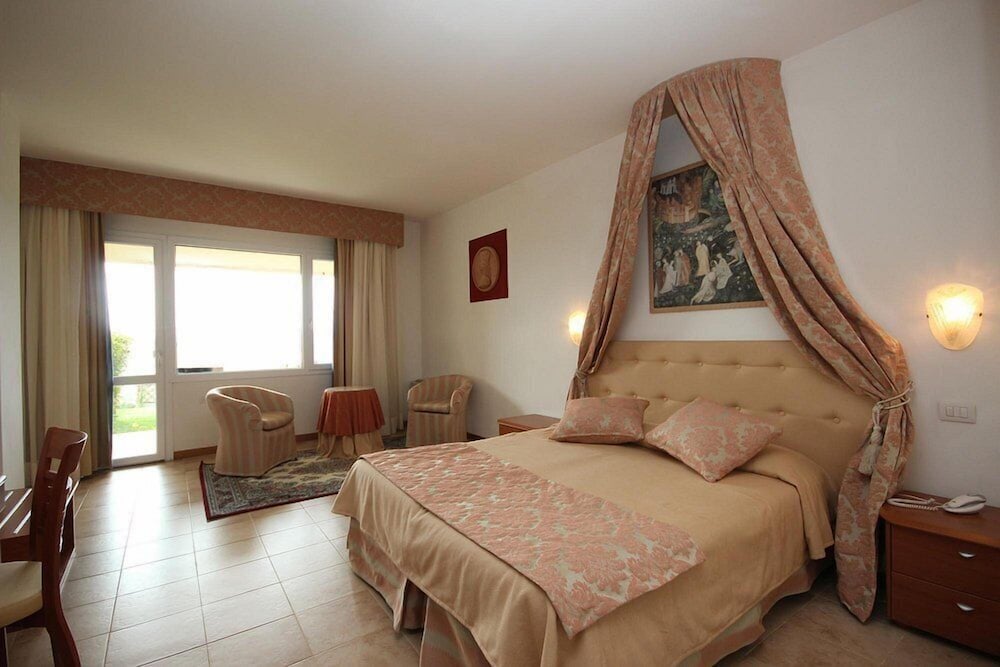 Relax Hotel Acquaviva - Tuscany Hills 2
