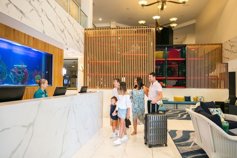 Paradise Resort Gold Coast 2