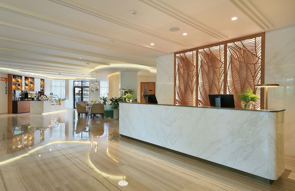 Arabian Park Dubai, an Edge by Rotana Hotel 1