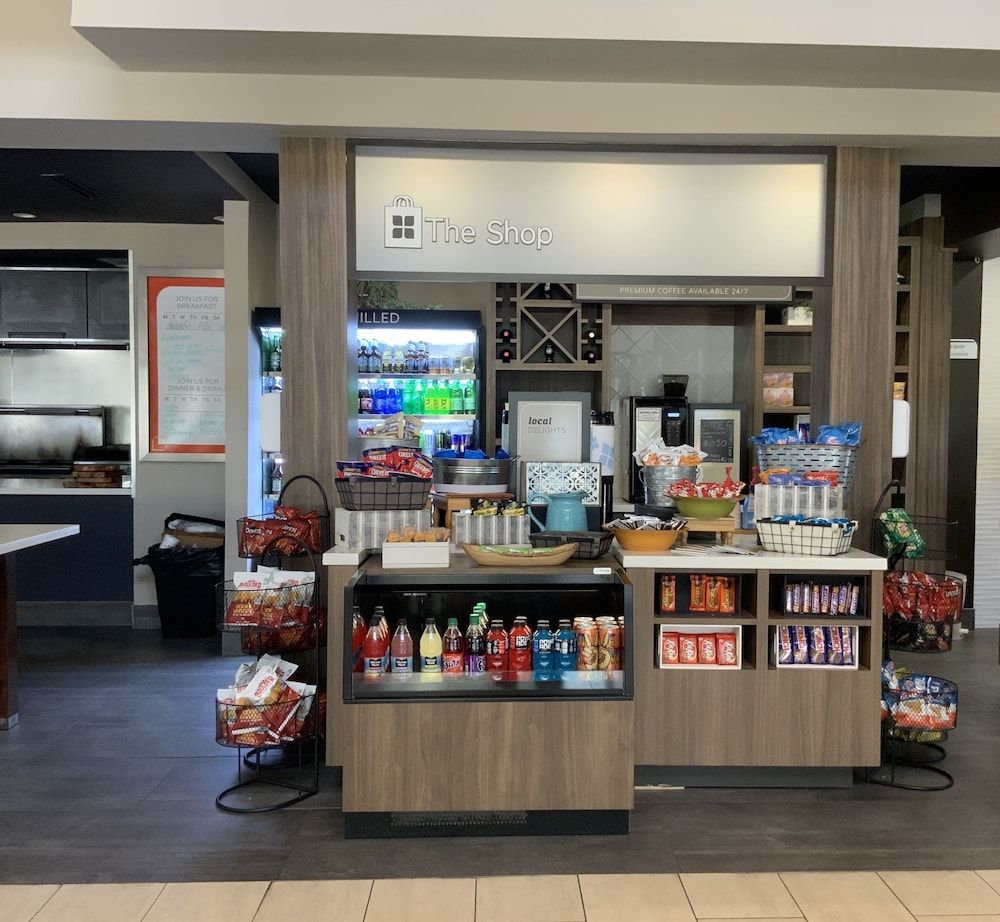 Crowne Plaza Nashville Airport by IHG 2