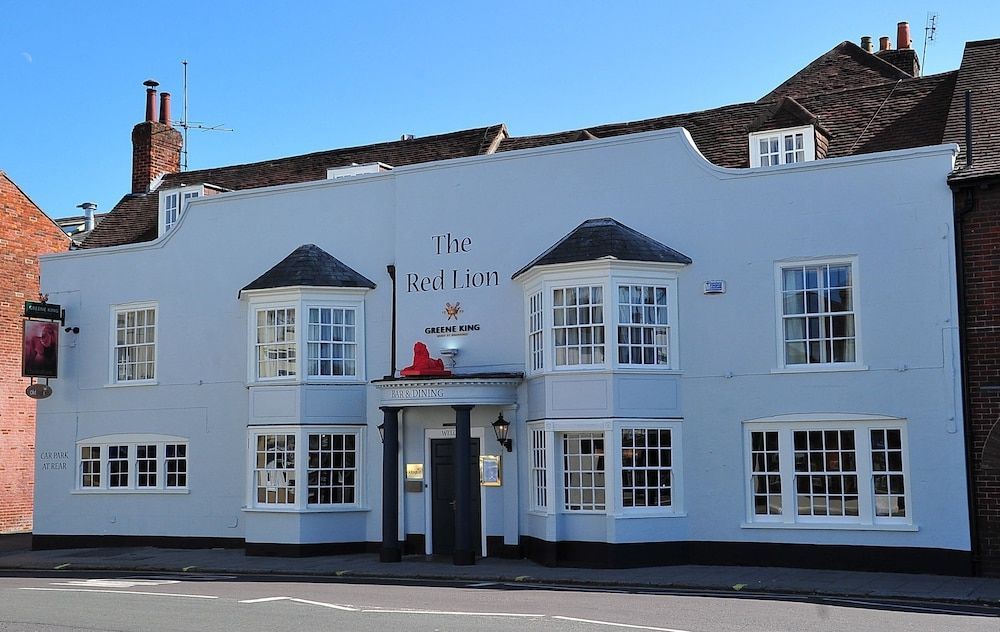 Red Lion Hotel by Greene King Inns 1
