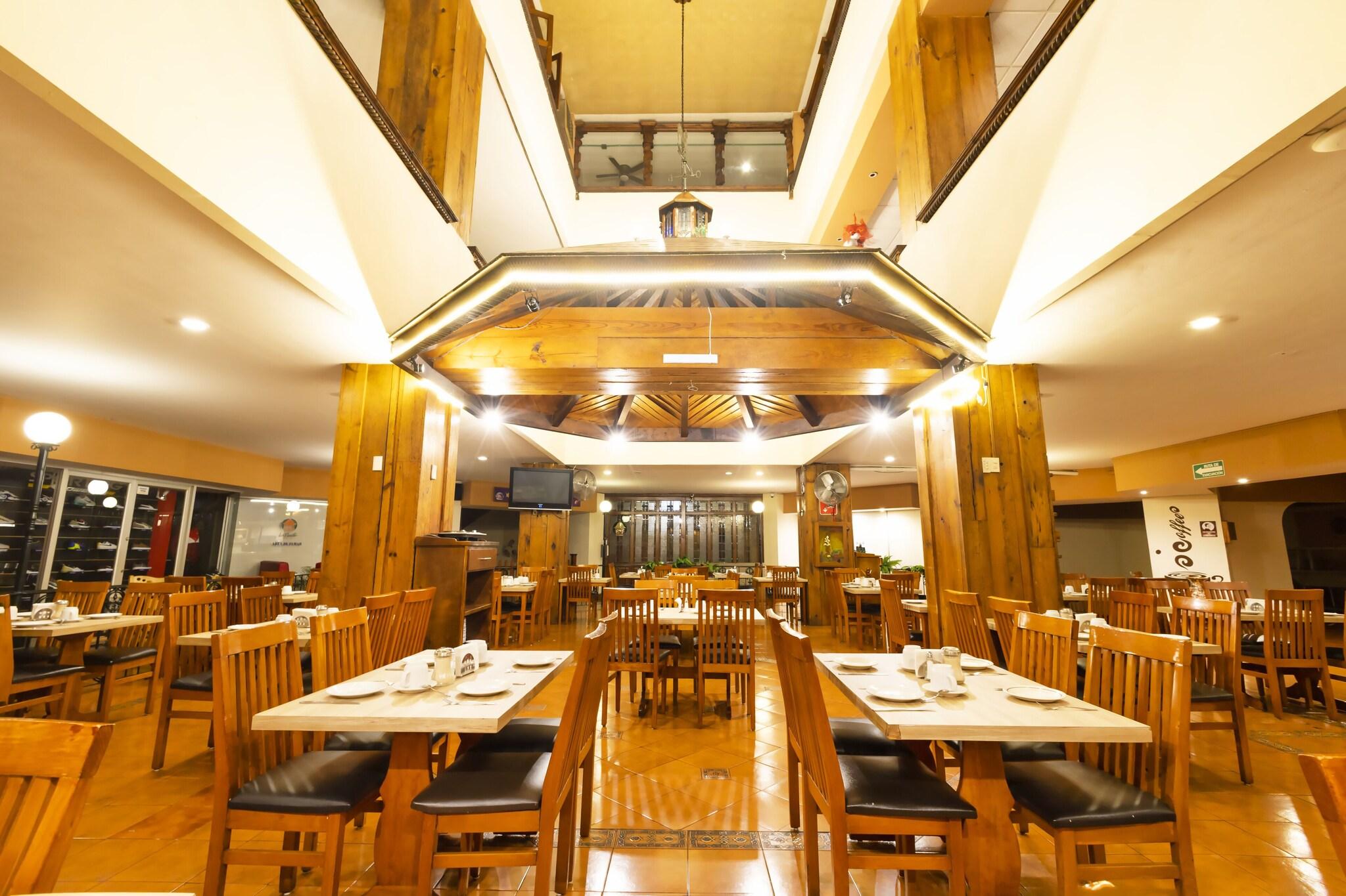 Plaza Uruapan Hotel 2
