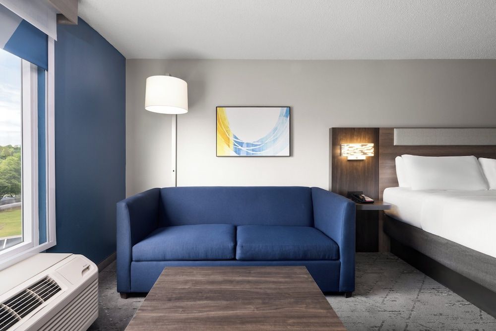 Holiday Inn Express GREENVILLE by IHG 2
