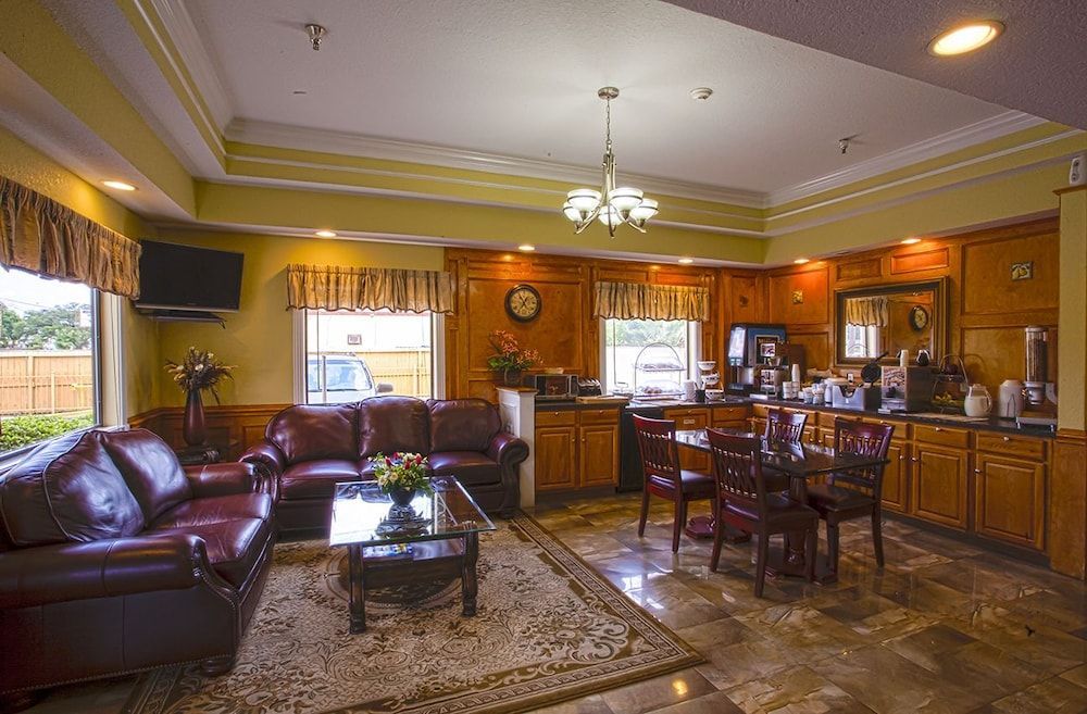 Downtowner Inn and Suites - Houston 2