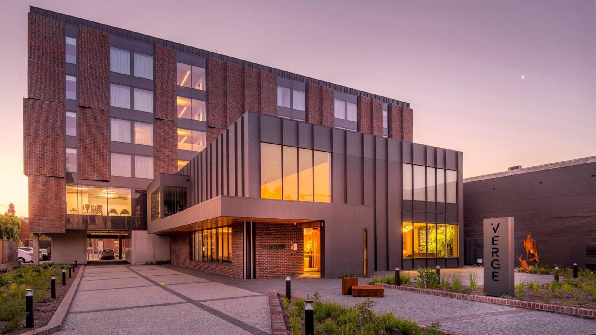 Hotel Verge Launceston 1