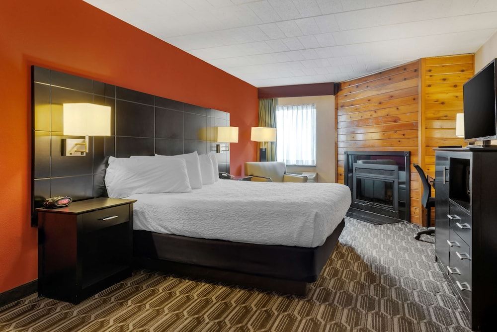 BEST WESTERN PLUS Poconos 1