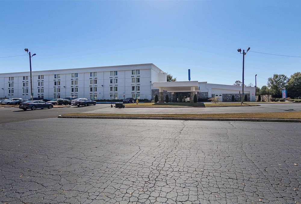 Motel 6-Decatur, GA 1