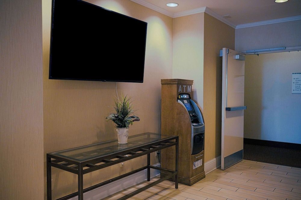 Wyndham Garden New Orleans Airport 2
