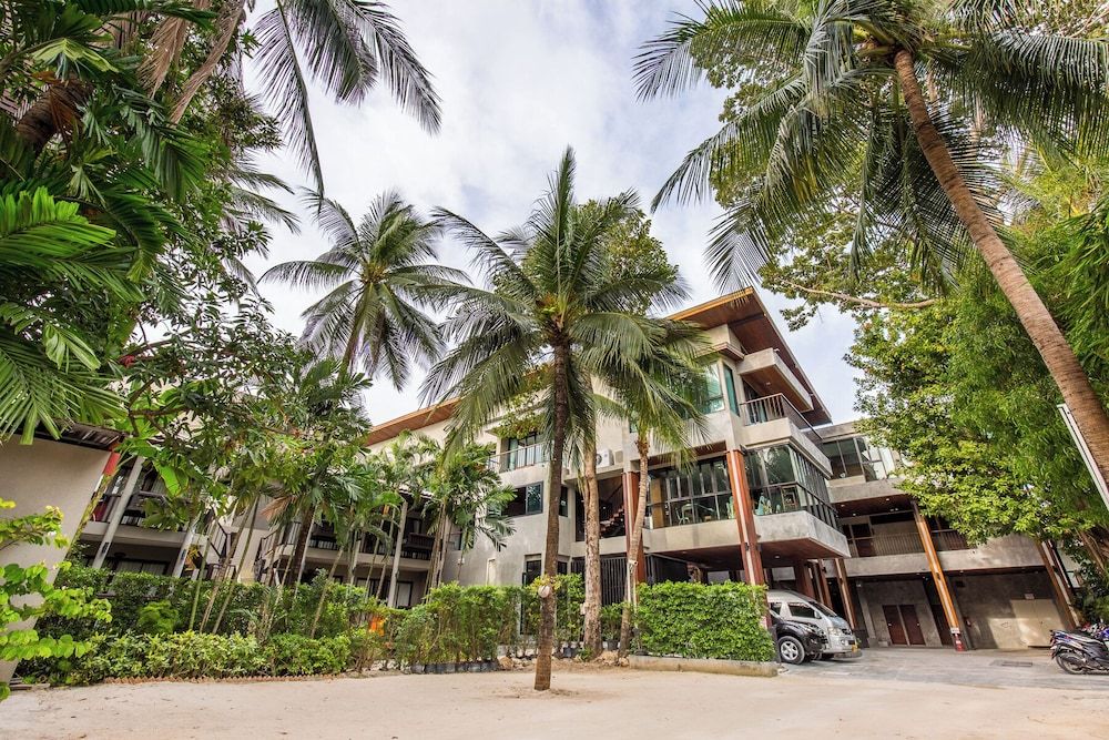 J4 Samui Hotel - Chaweng Beach 1