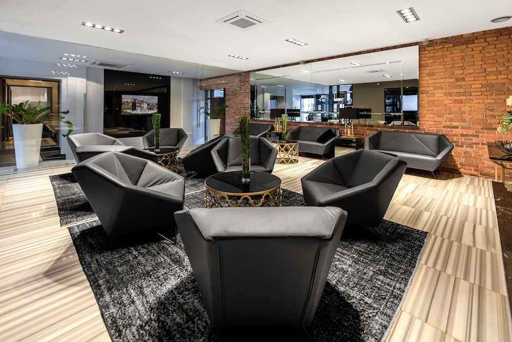 Queen Boutique Hotel 2