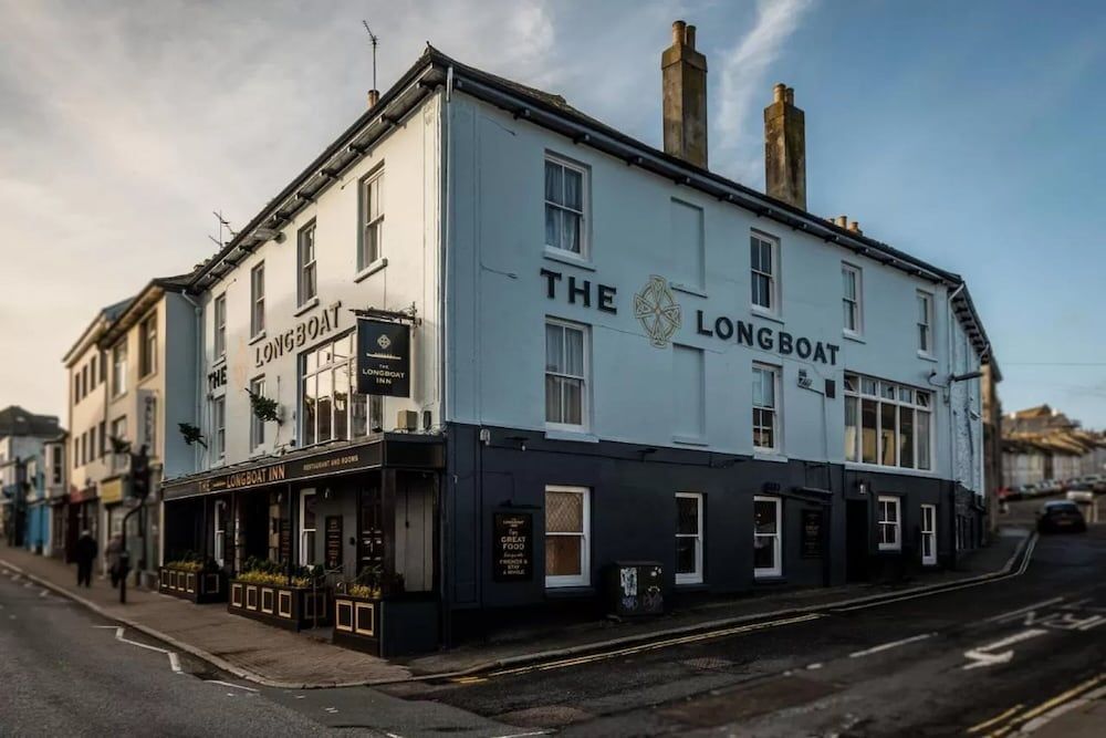 The Longboat Inn 1