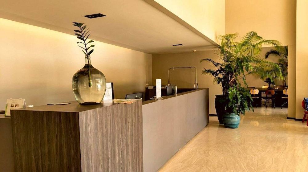 Beehive Boutique Hotel Phuket 2