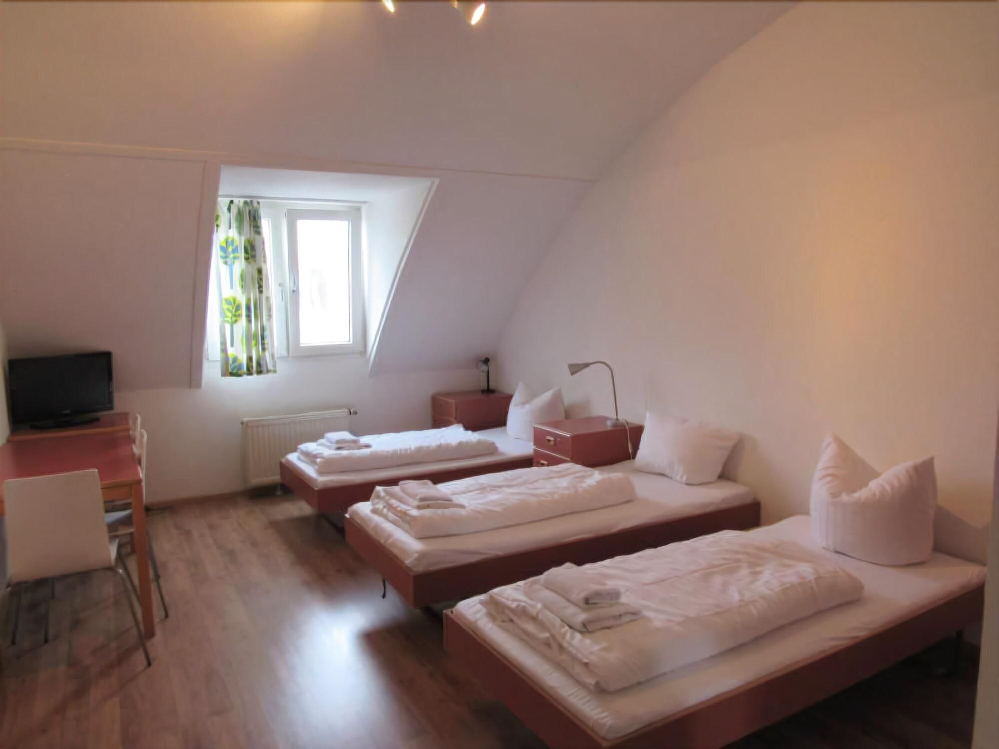 StayInn Hostel und Gästehaus 2
