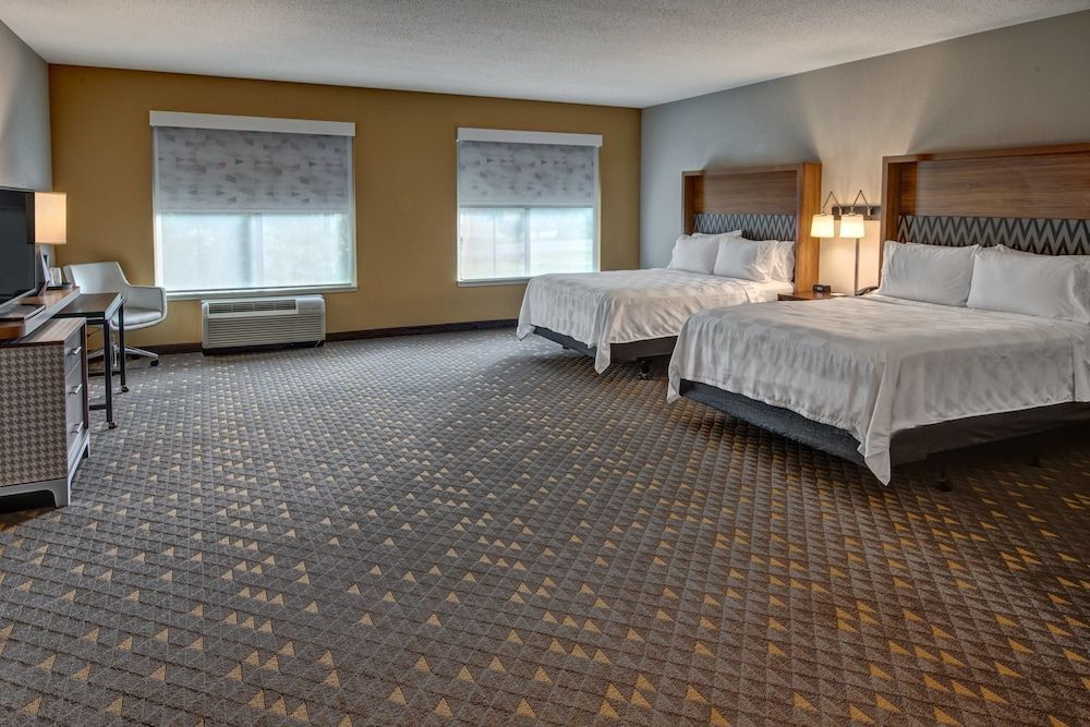Holiday Inn ROCKY MOUNT - I-95 AT US 64 by IHG 2
