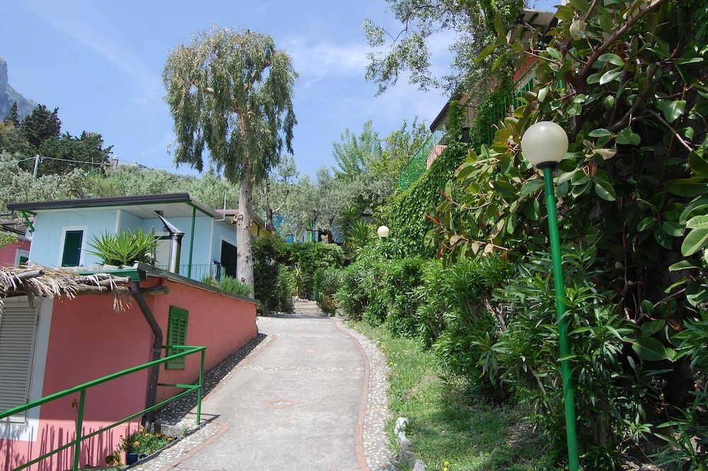Marina del Cantone Chalet 2