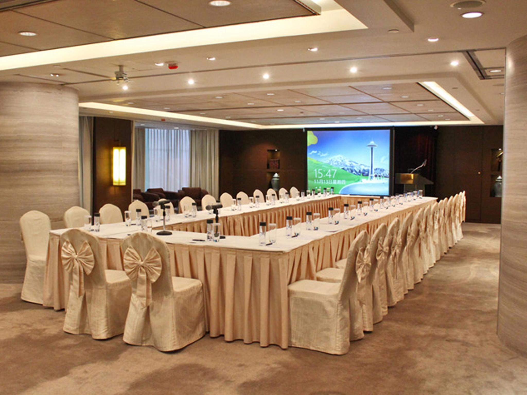 Prudential Hotel 1