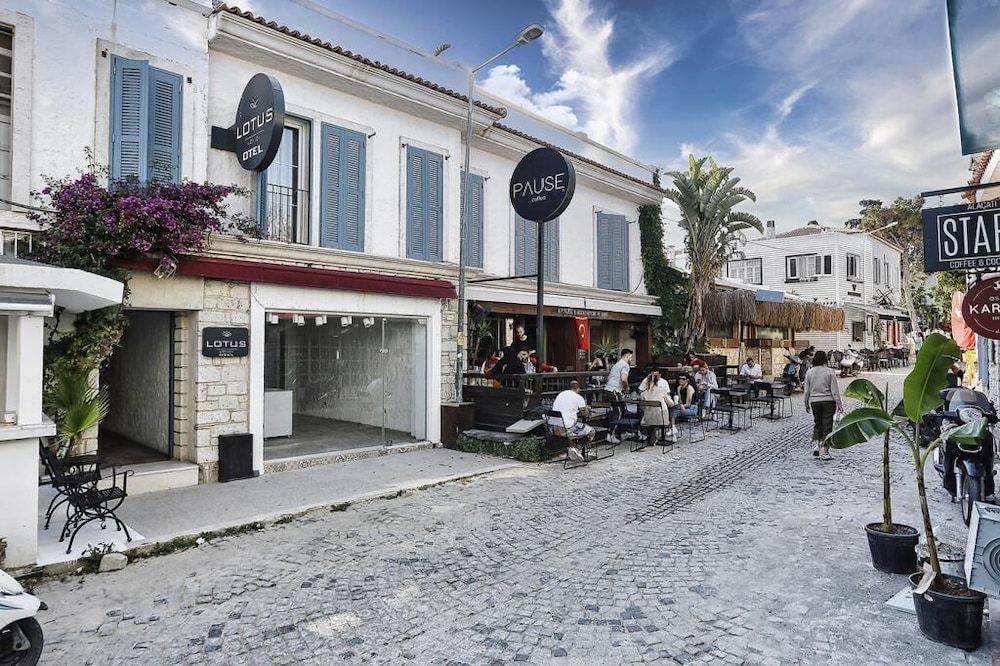 Lotus Köyiçi Otel 1