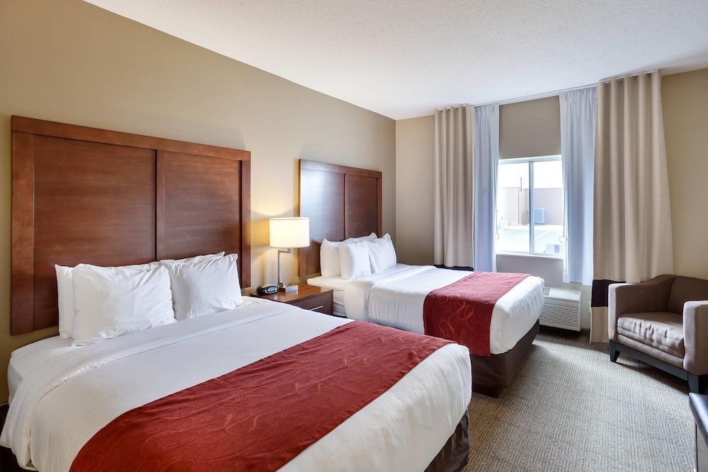 Comfort Suites Lincoln North 1