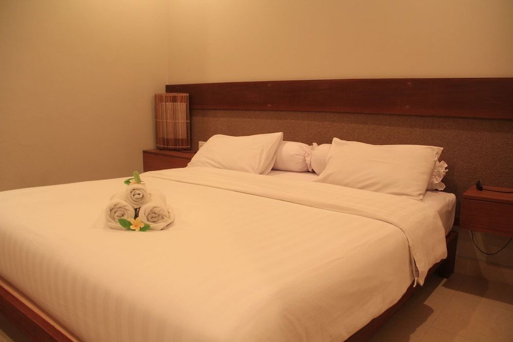 Semarandana Bedrooms and Pool 2
