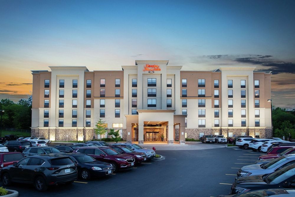 Hampton Inn & Suites Barrie 1