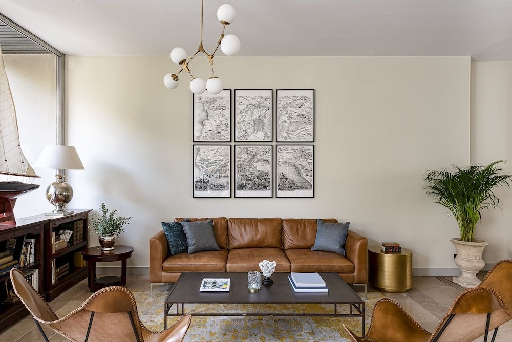 Maison des Ambassadeurs, a Small Luxury Hotels 2