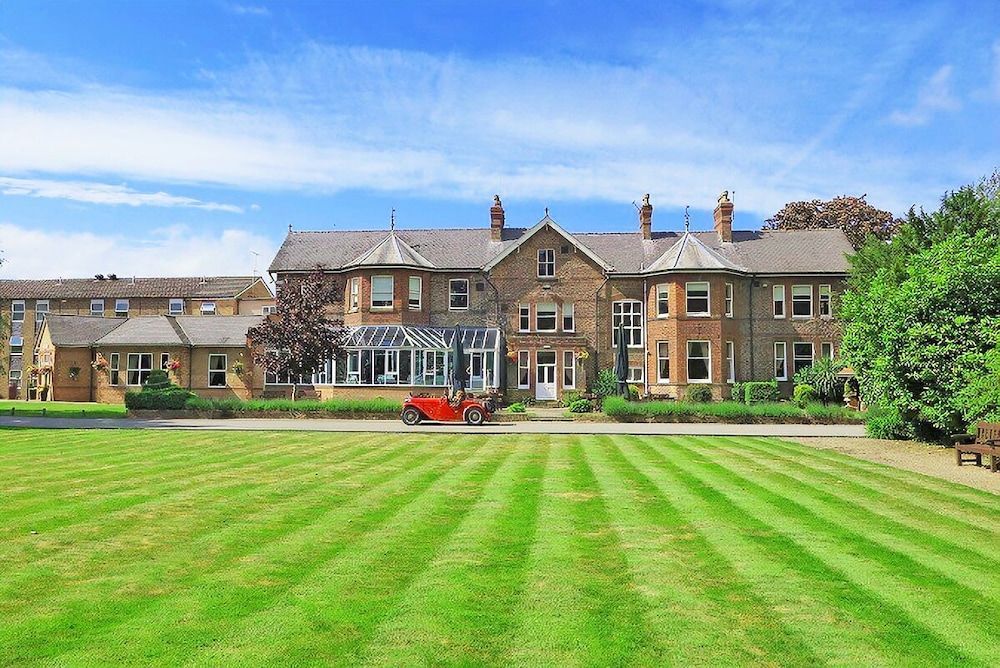 Burn Hall Hotel 1