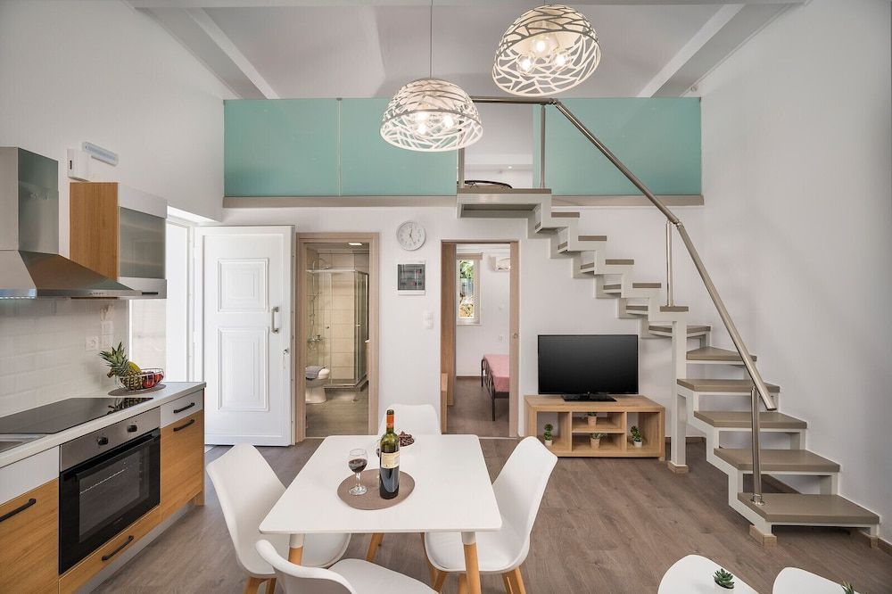 House Sirili 1