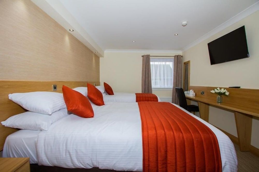 Hill Park Hotel 1