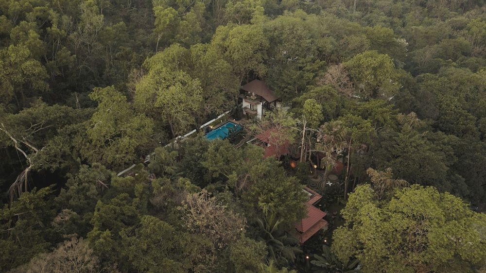 Brij Paraiso Saligao, Goa - An Indo-Portuguese Villa 1