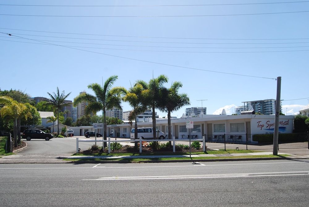 Top Spot Motel 1