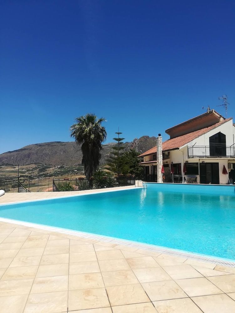 Kairos B&B 1