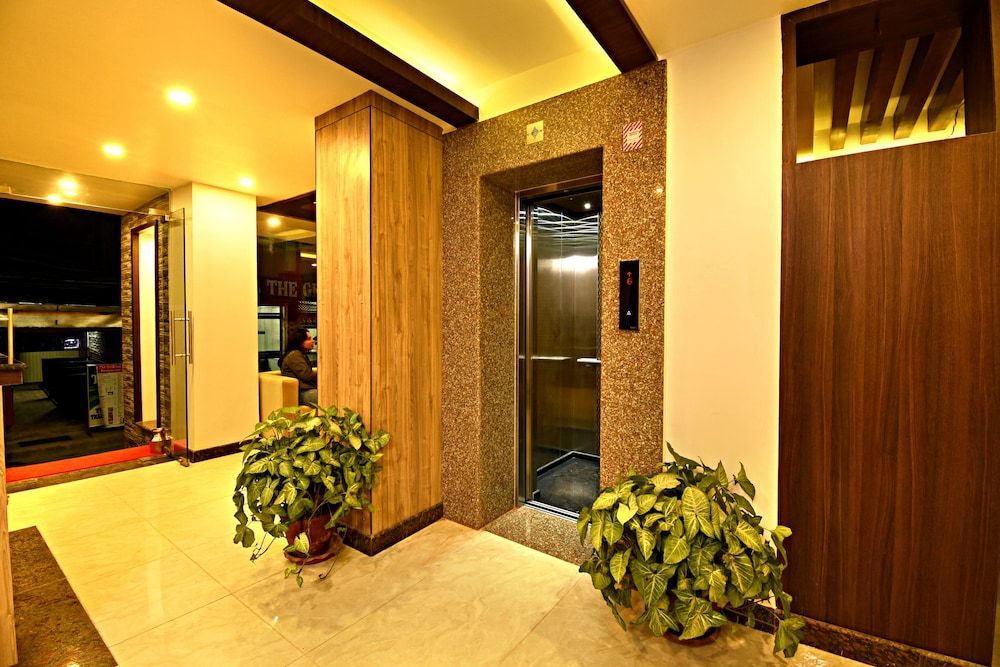 The Milestone Hotel 2