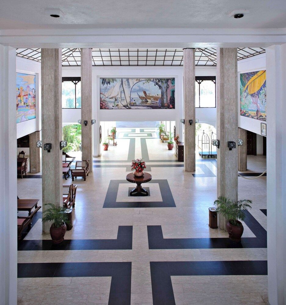 Sarova Whitesands Beach Resort & Spa, Mombasa 2
