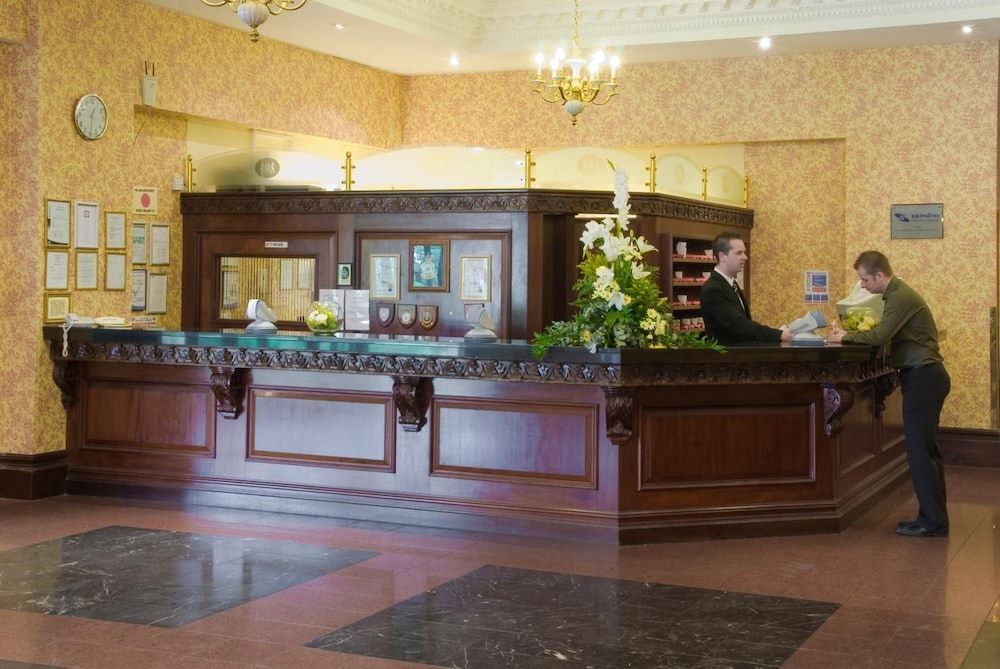 Royal Court Hotel 2
